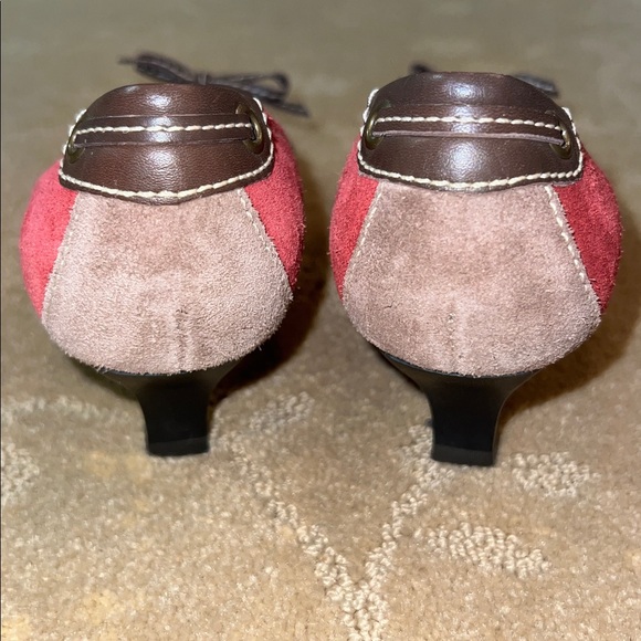 EUC Franco Sarto 1.5” Suede Heels, Size 6.5 - Picture 4 of 6